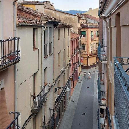 Appartamento Precioso Apartamento Duplex En El Centro De Olot Esterno foto