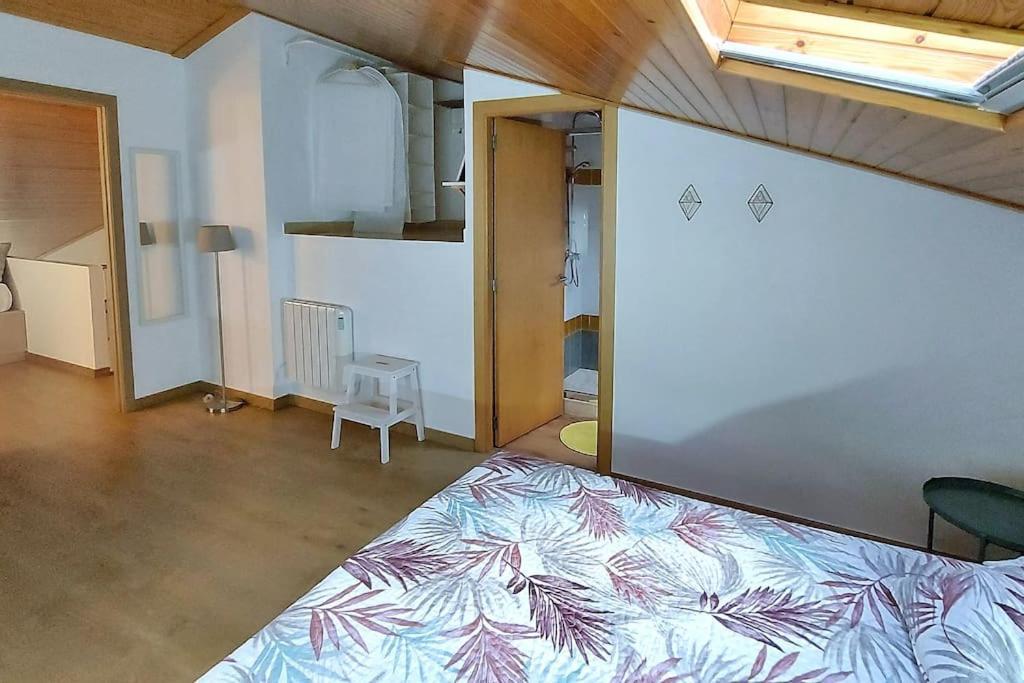 Appartamento Precioso Apartamento Duplex En El Centro De Olot Esterno foto